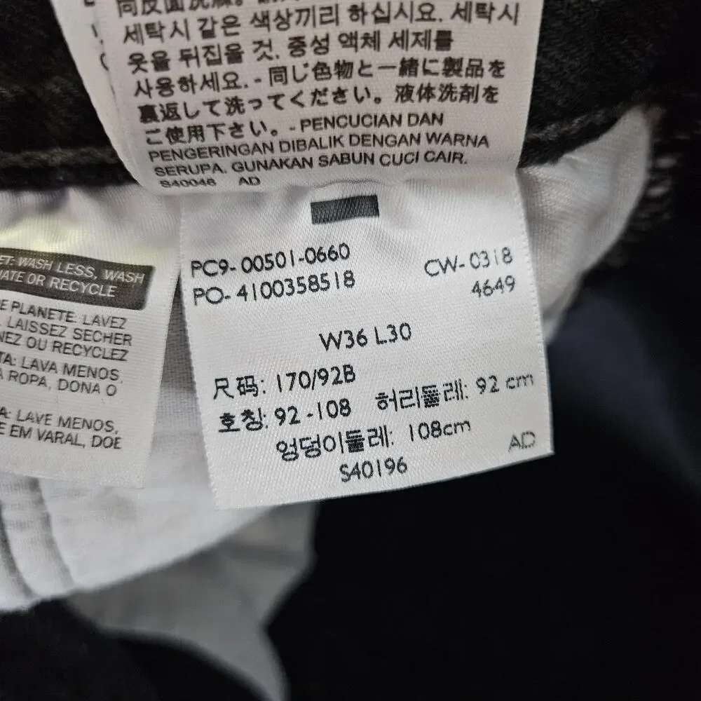Levis 501 Jeans Mens 32X28 (Tag 36X30) Black Straight Fit Button Fly Iconic